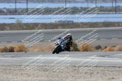 media/Nov-16-2025-Race Pace (Sun) [[8c5fa54630]]/Verified Riders/3-Turn 14 (1045am)/